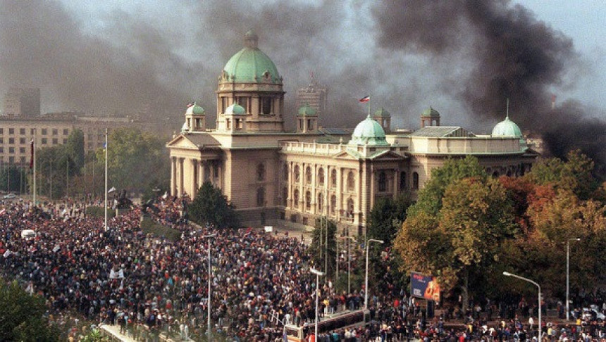 Danas 15 godina od velikih demonstracija