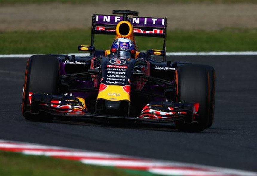 Еклстон за Ред Бул преговара са Реноом