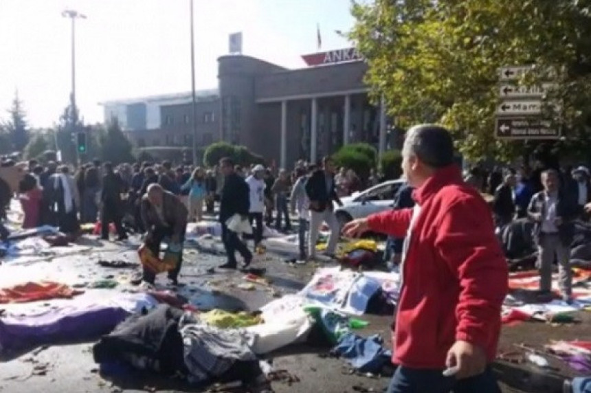 Турска:Погинуло 95, а рањено 246 људи