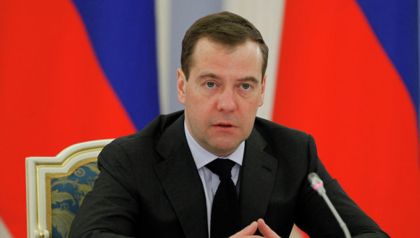 Amerika odbila da primi Medvedeva