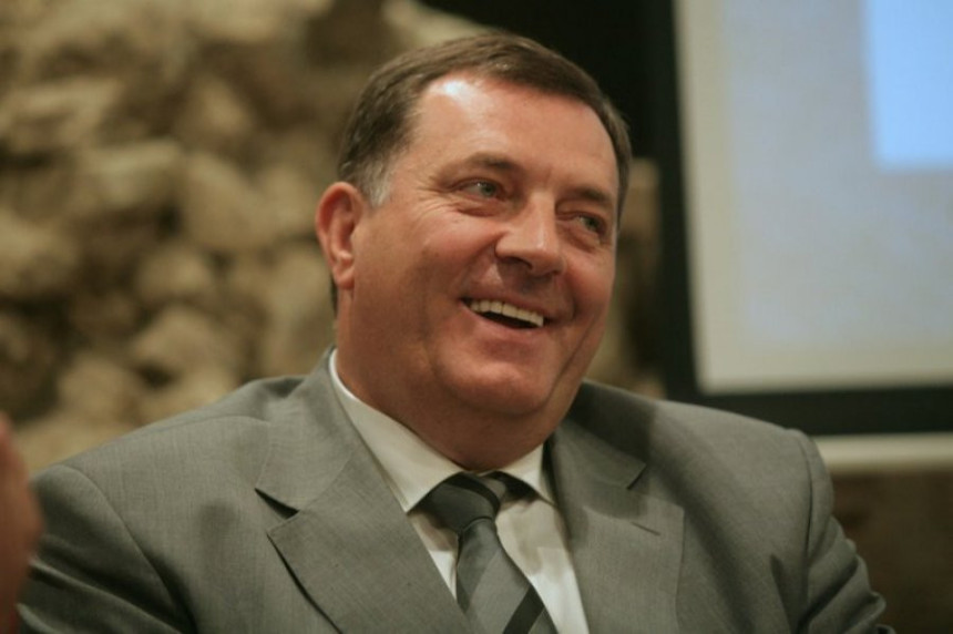 Dodik diže novi kredit od 500 miliona KM