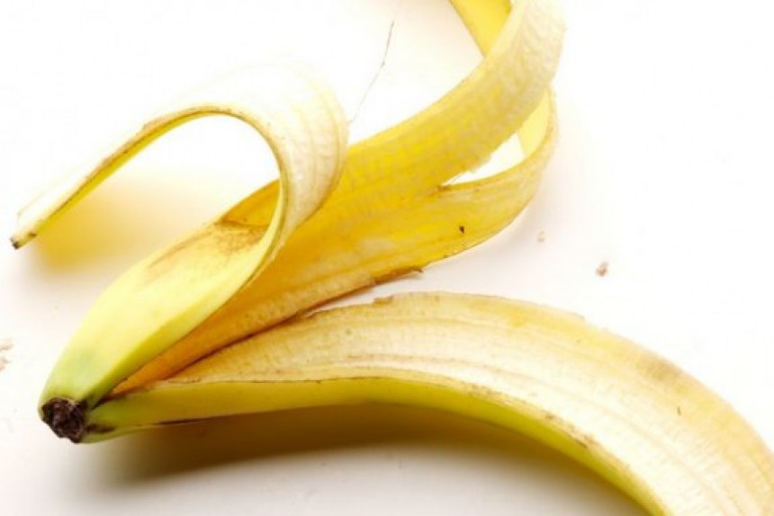 Treba jesti i koru od banane