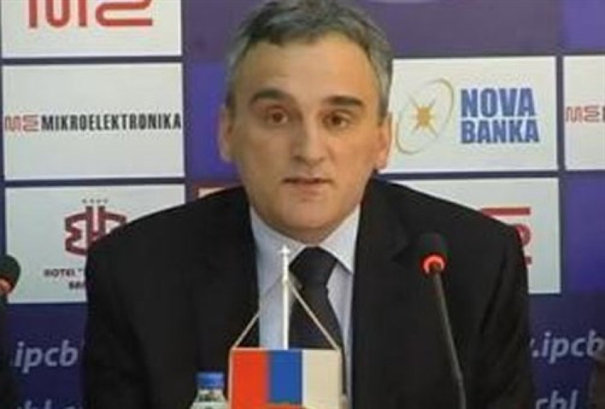 Odbornik SNSD-a podržava Latinovića