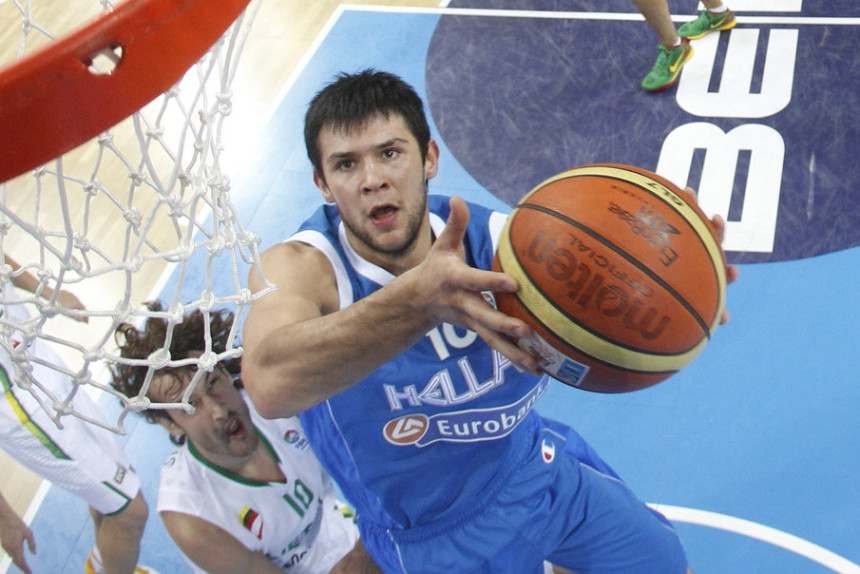 Папаниколау и Звезда: Понуда стоји, али хоће га и Дуда!