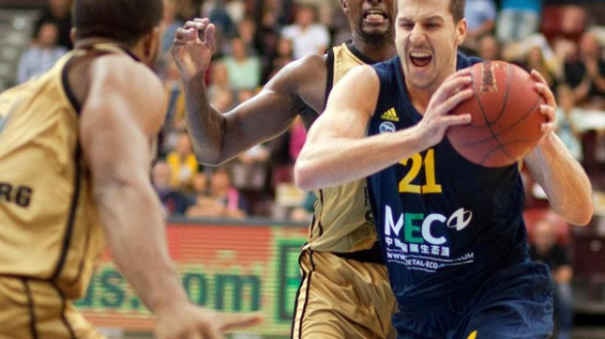 Evrokup: Milosavljević MVP 2. kola!