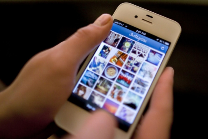 Instagram lansirao novu aplikaciju "Bumerang"