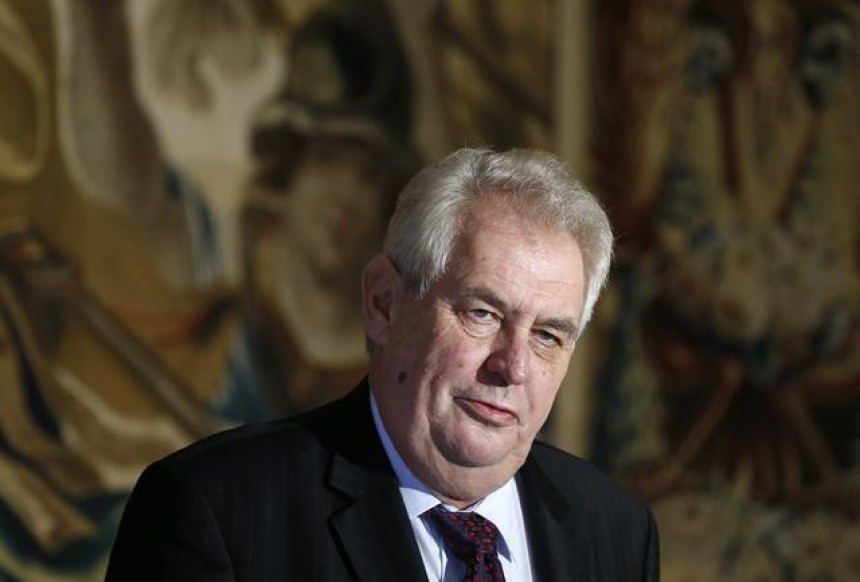 Miloš Zeman: Merkel je lažni humanista