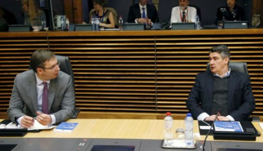 Počeo Samit u Briselu: Merkel diktira uslove 