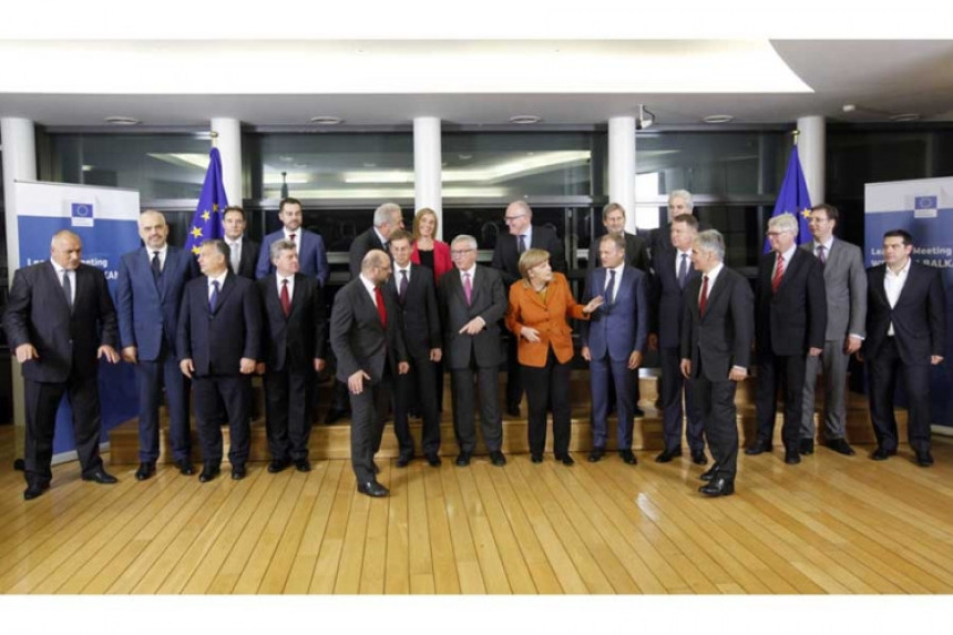 Junker: Izbjeglice će umirati od hladnoće