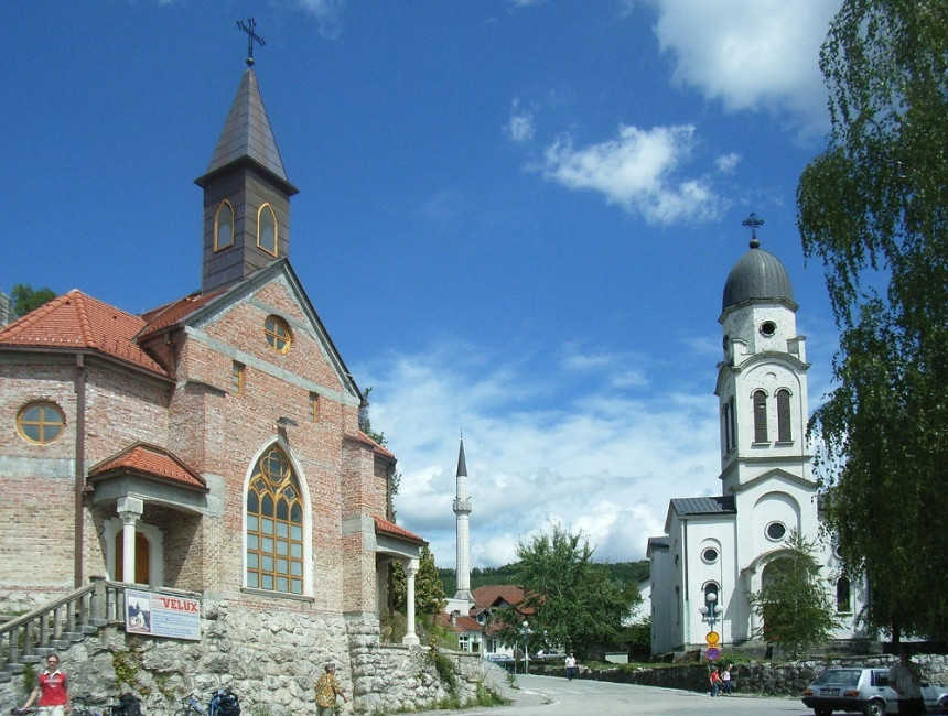 Која религија проповједа мржњу?