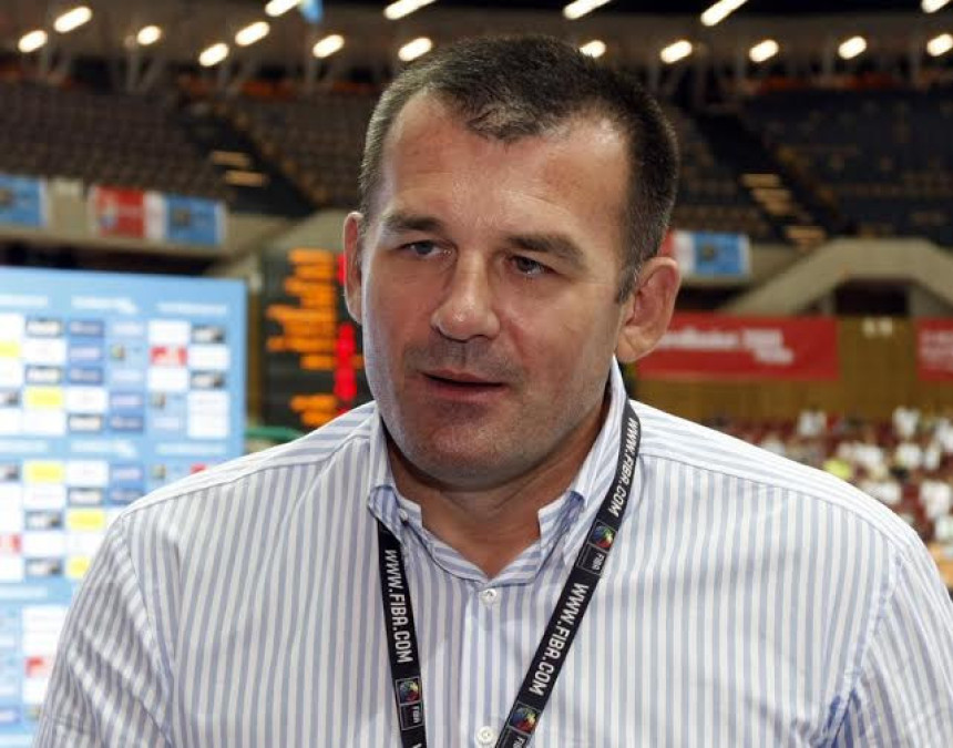 Zoran Savić: Eh, ta Zvezda...!