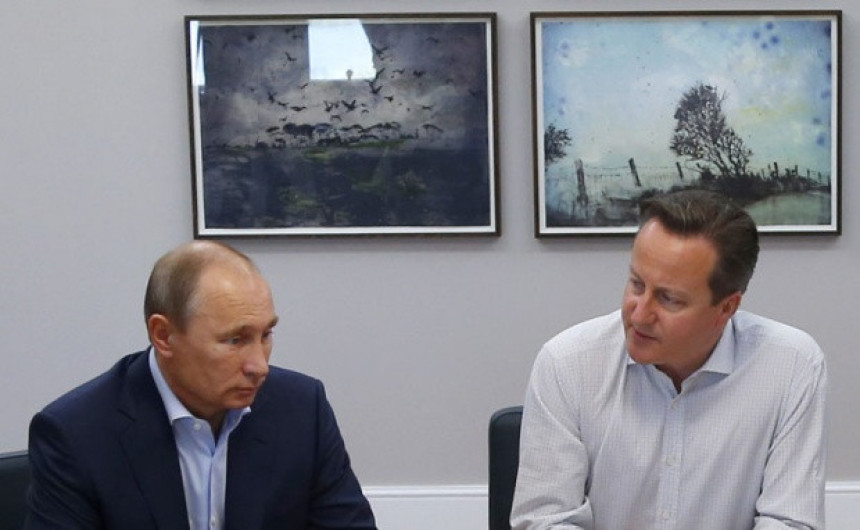 Putin i Kameron pričali o padu aviona