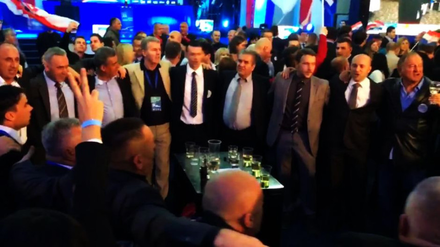 Rezultati izbora u Hrvatskoj: Dva bloka