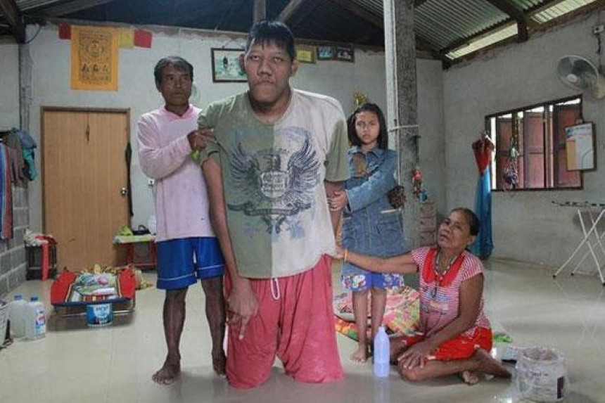 Tajland: Umro najviši čovjek na svijetu