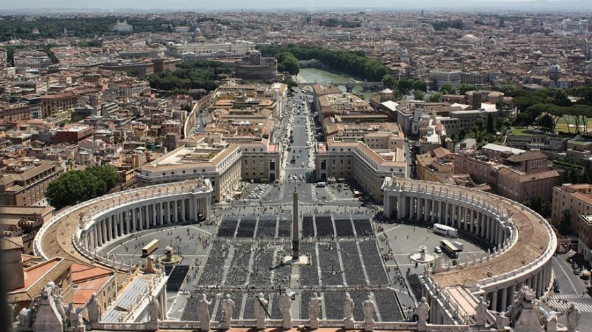 Javne kuće i gej klubovi u Vatikanu