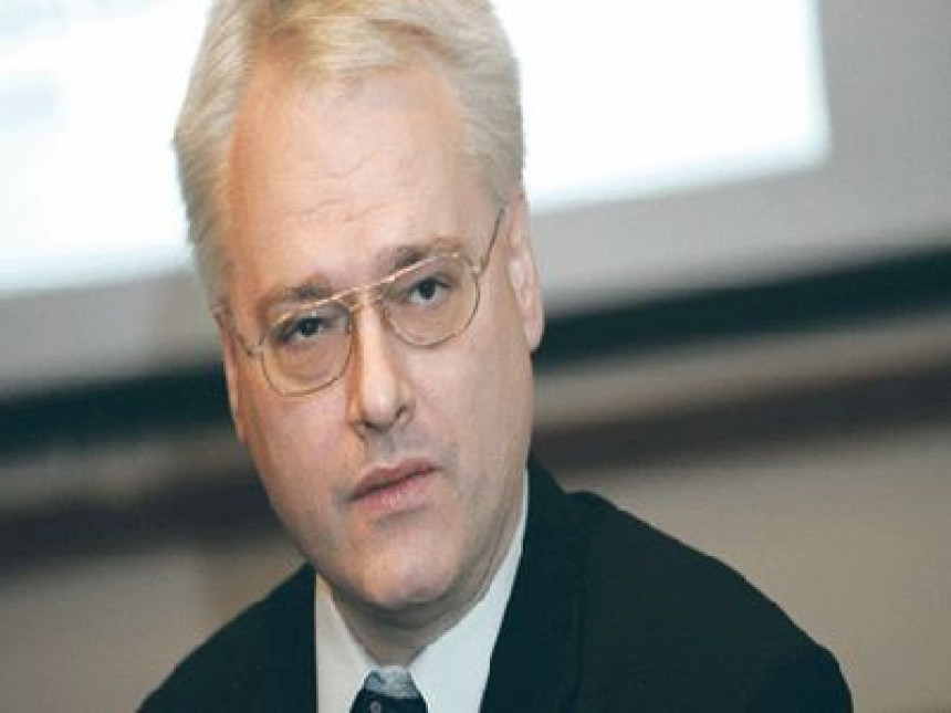 Josipović: Nije loša ideja da mi Gotovina bude savetnik