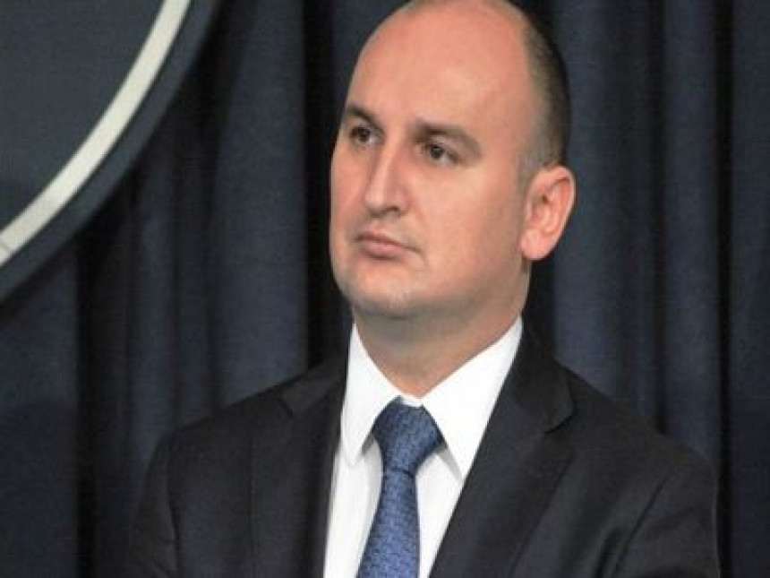Nema promjene stavova o smanjenju plata