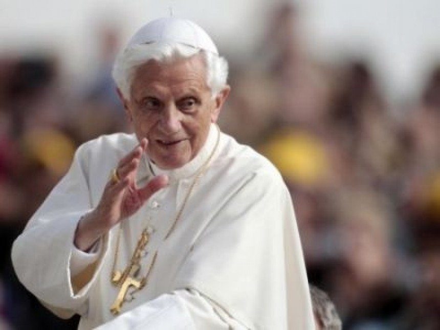 Папа неће посетити Јасеновац док се не утврди истина 