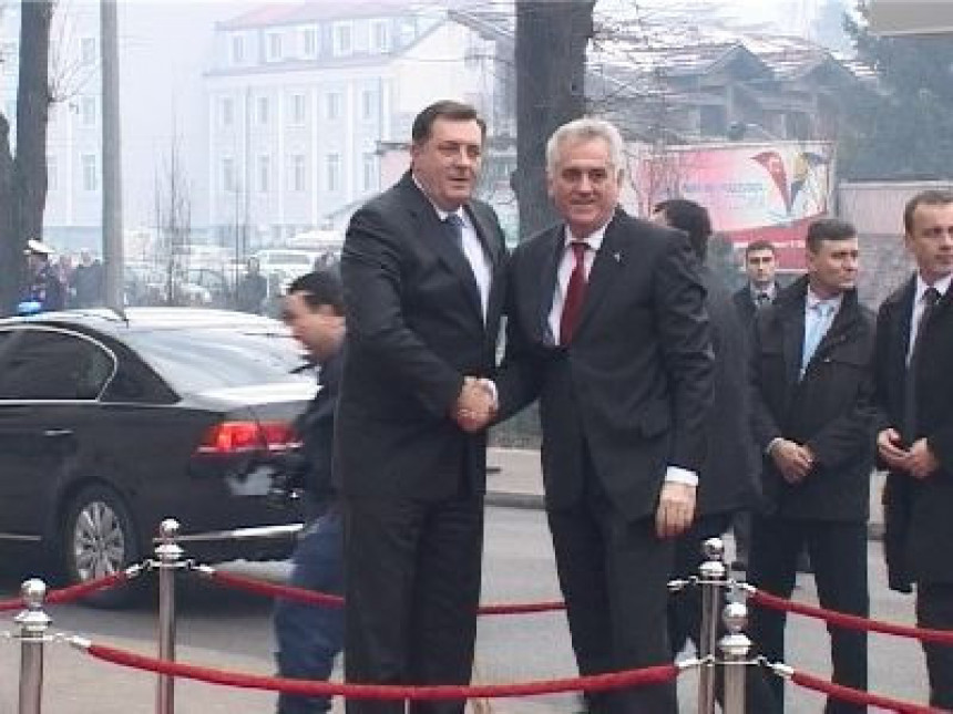 Николић и Додик очекују све бољу сарадњу Србије и РС