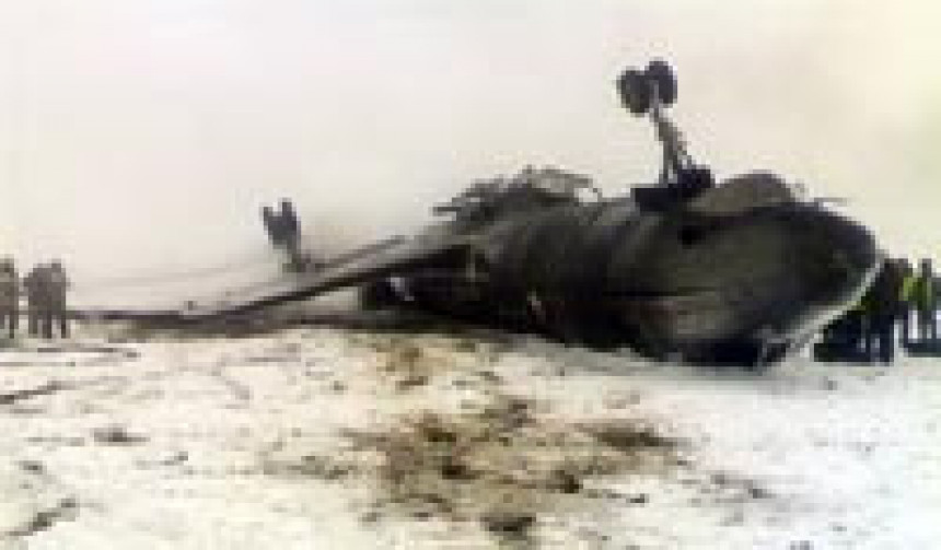 Najmanje 29 osoba poginulo prilikom pada aviona u Sibiru
