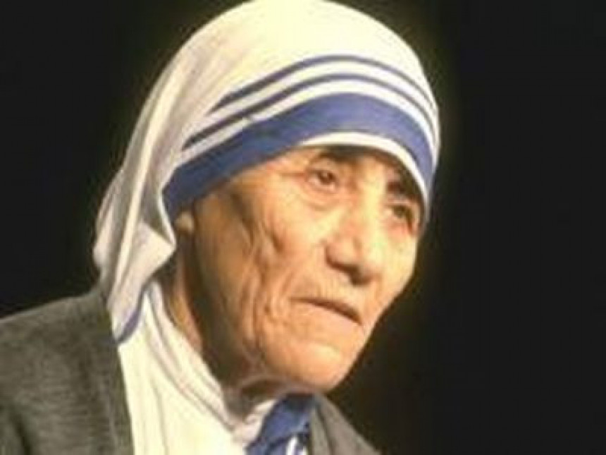 Majka Tereza  (ni)je  bila svetica?