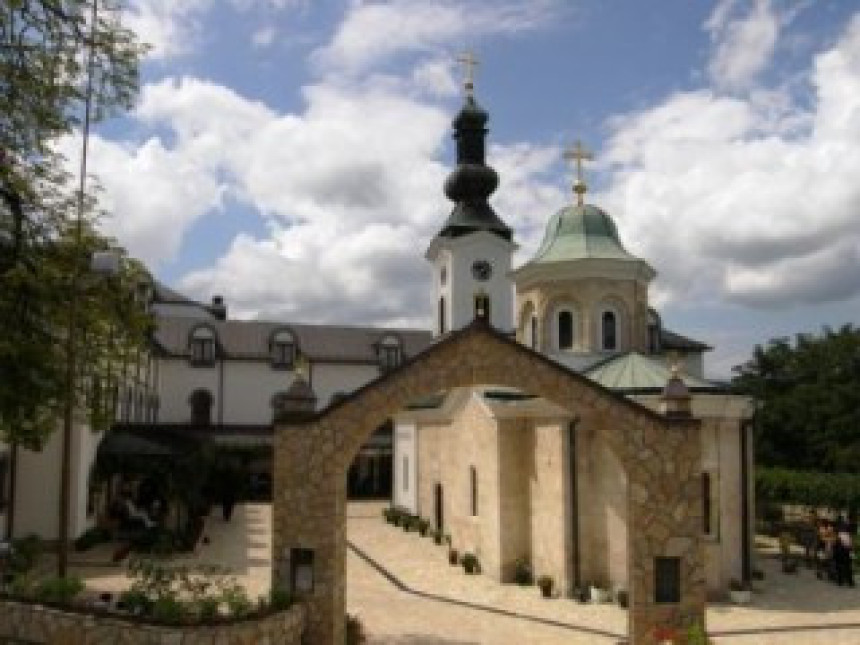 MANASTIR TAVNA NA METI PLJAČKAŠA!