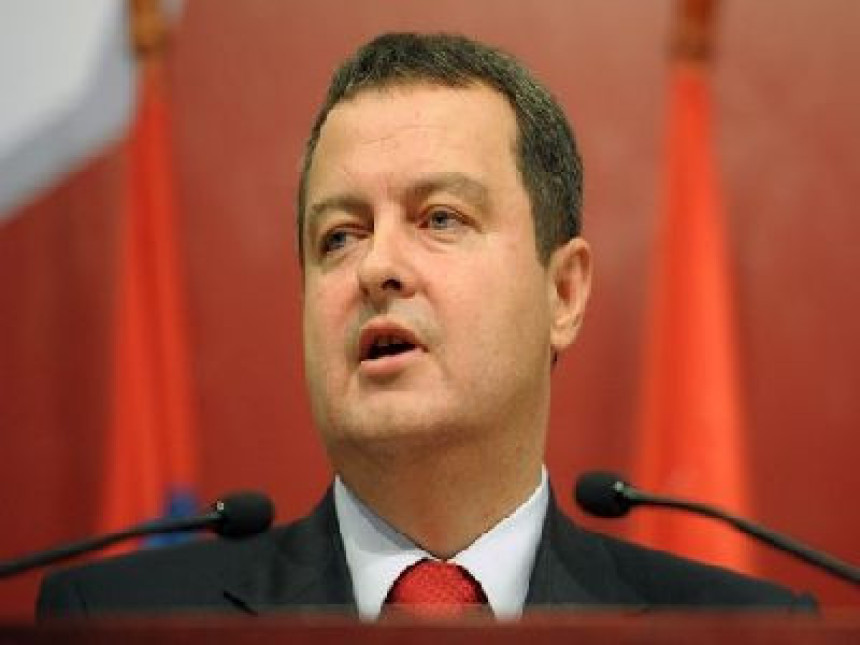  Dačić: EU ne daje ultimatume