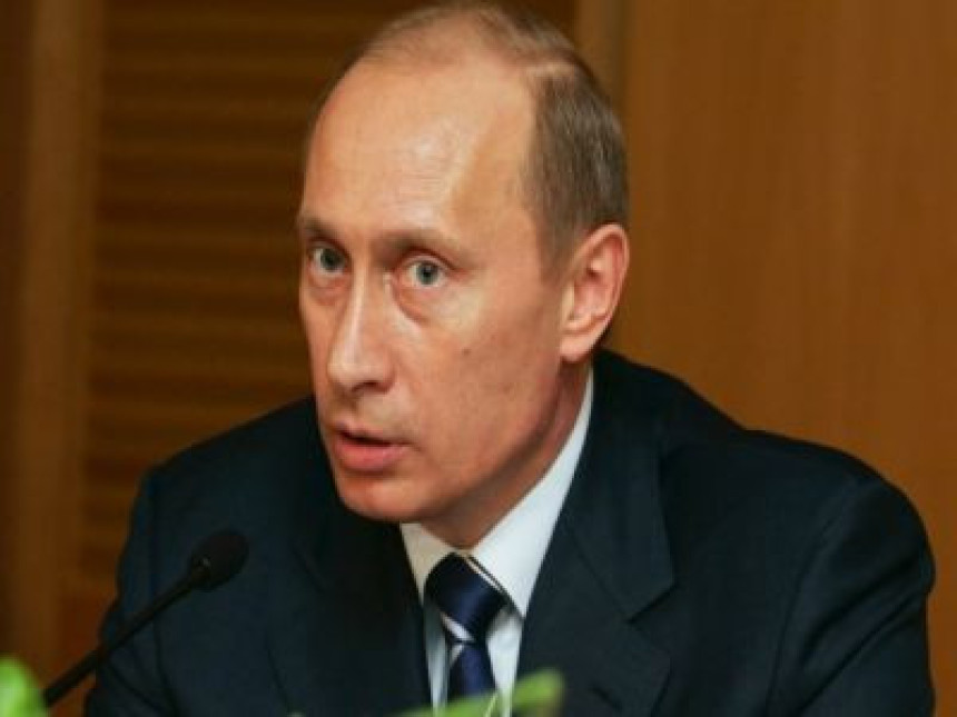 Путин забранио отварање филијала страних банака