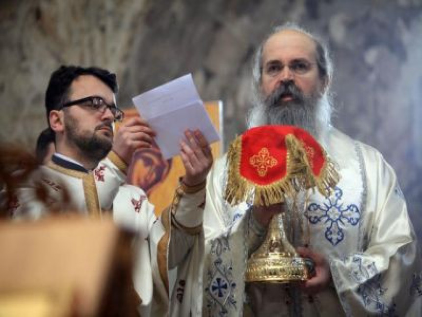 Pomen stradalim u pogromu služen u crkvi u Prištini 