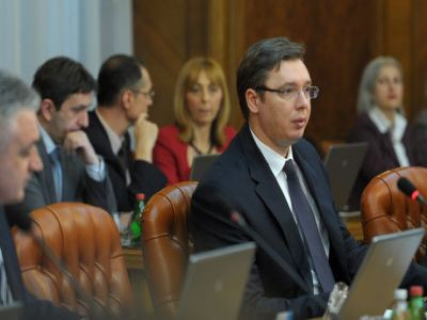 VUČIĆ: "Predlog o Kosovu neprihvatljiv"