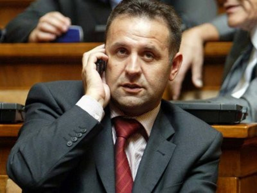 ЉАЈИЋ: Немогућа мисија да Косово добије међународни позивни број