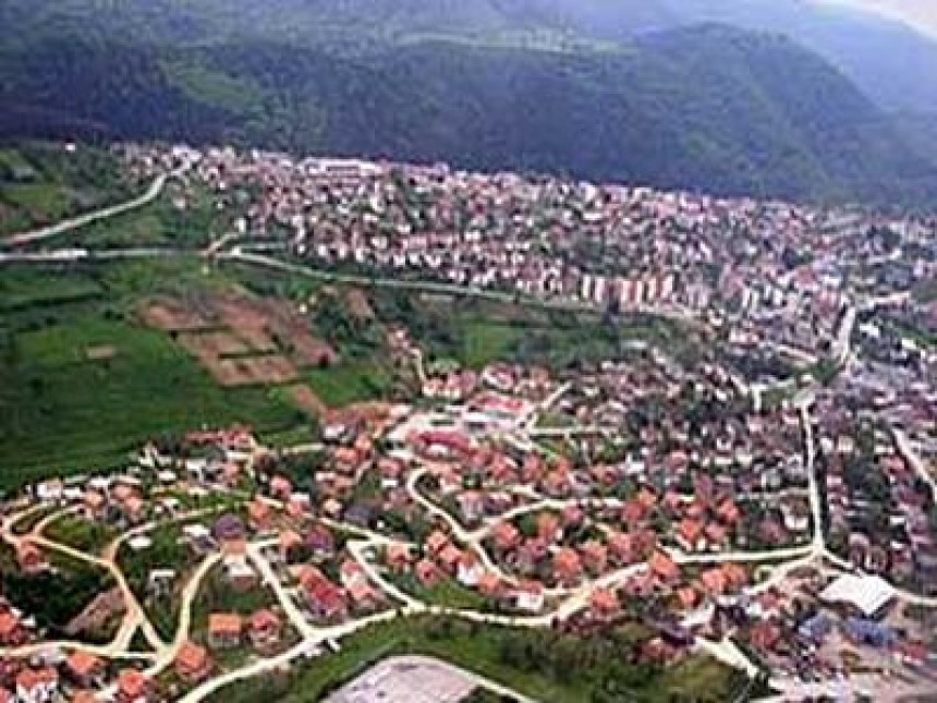 VLASENICA: Vlast povećava odborničke naknade