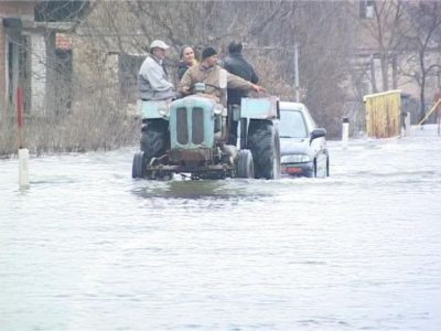 Угрожен пута Градишка – Козарска Дубица