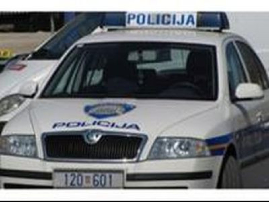 Uhapšeno šest osoba s većom količinom marihuane