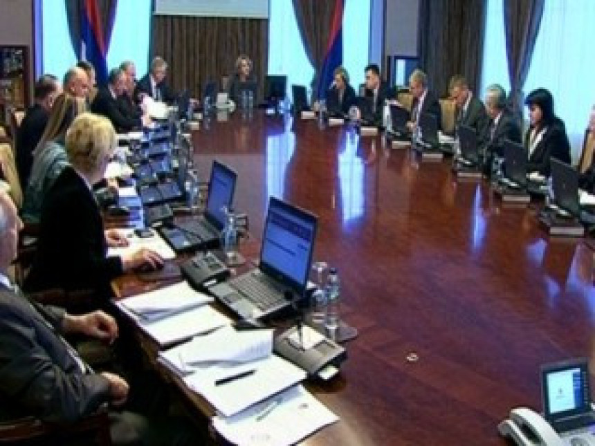 СДС: Некомпетентна Влада Српске за 100 дана није радила ништа