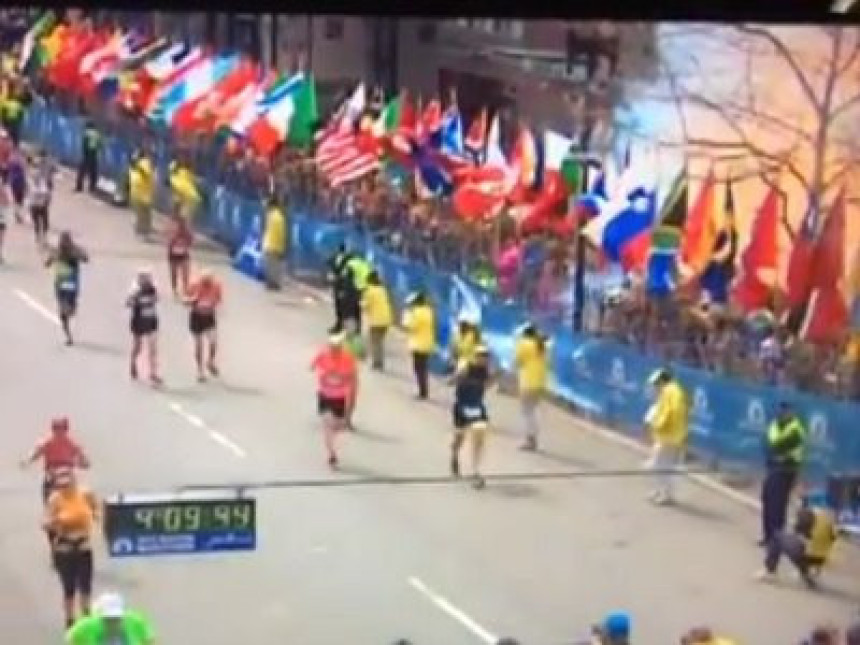 Troje ljudi poginulo na Bostonskom maratonu, 144 povrijeđeno