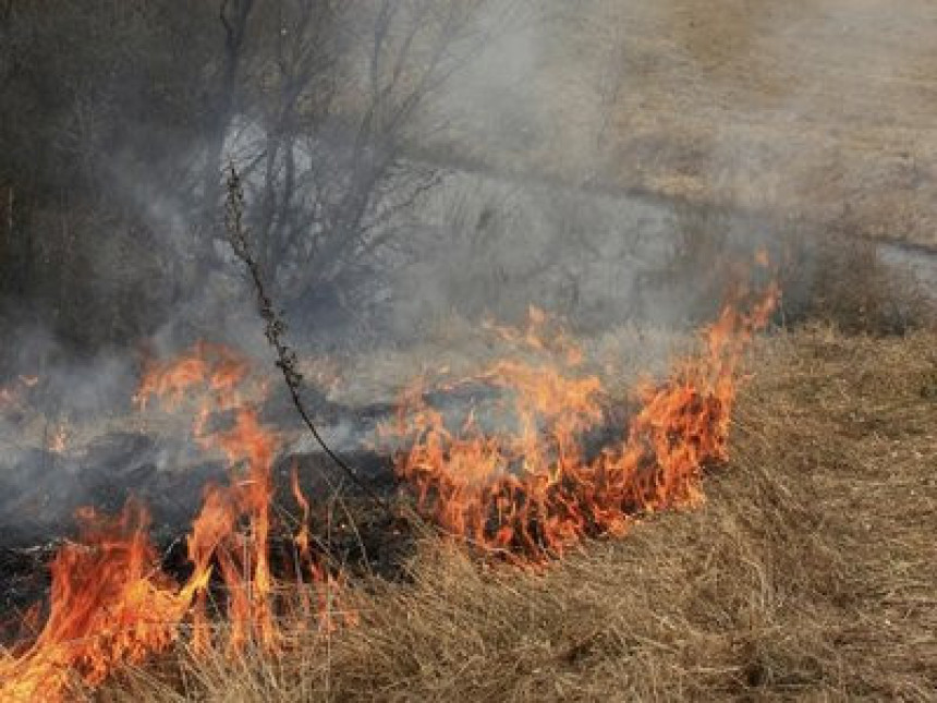 У Угљевику лице страдало у пожару