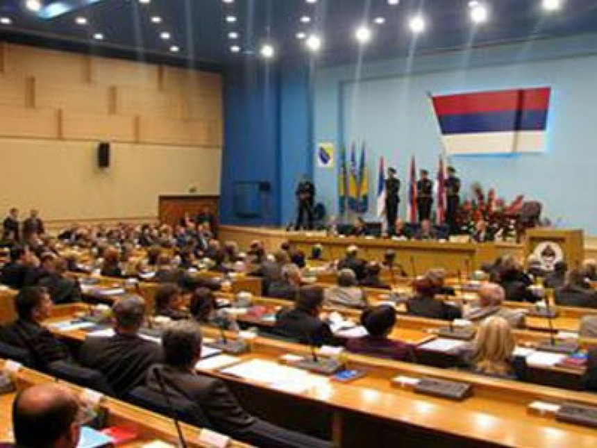 Opozicija kritikuje Vladu Republike Srpske (VIDEO)