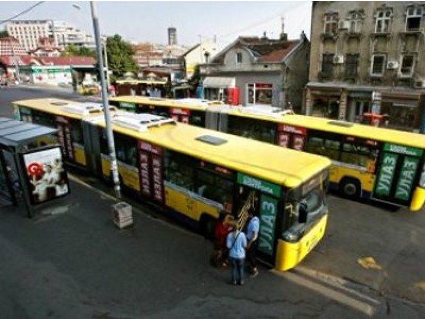 Ukraden autobus 512 na Banovom brdu