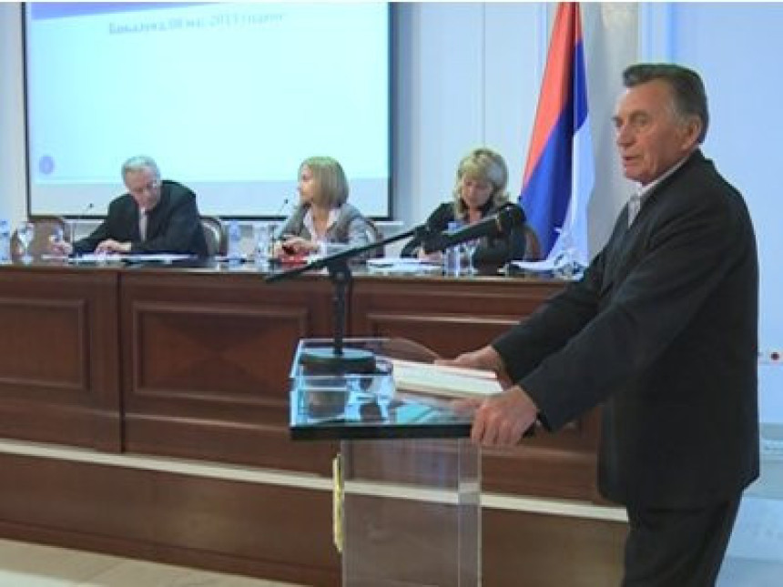 Zadruge u Srpskoj grcaju u problemima (VIDEO)