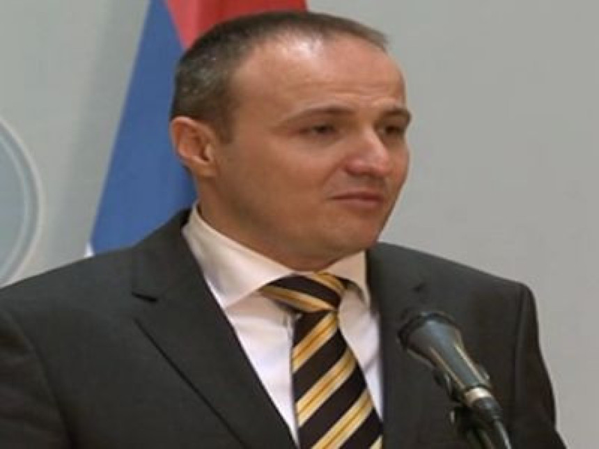 СПС: Очигледно је да Приштини не одговара споразум