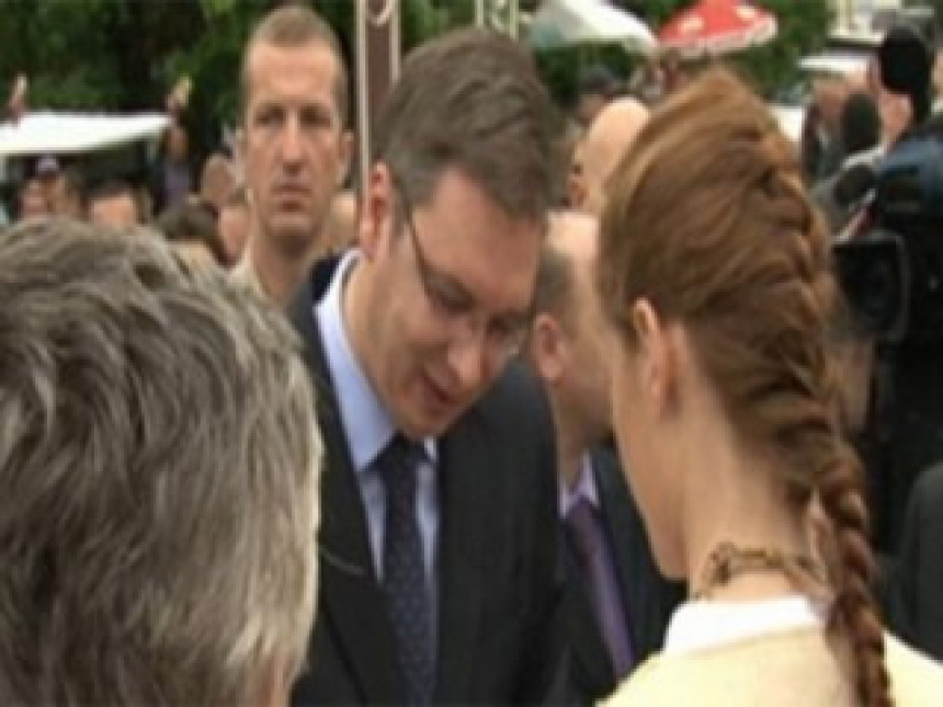 Vučić i predsjednici opština dogovorili zajedničko djelovanje