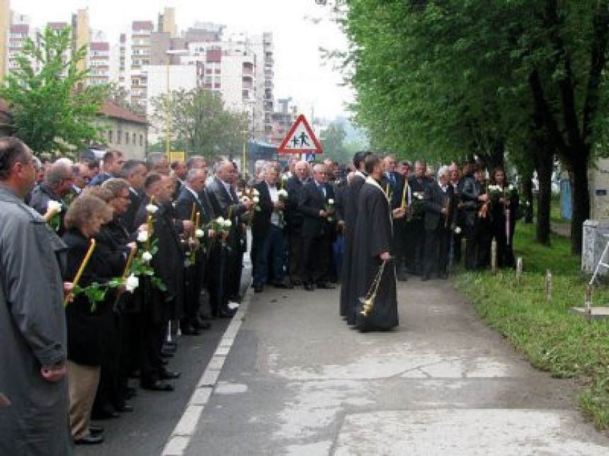 Zločine bez kazne: 21 godina "tuzlanske kolone"