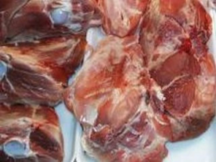 Пронађено коњско месо у говеђим и свињским производима у БиХ