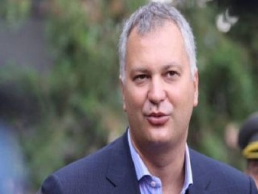 Šutanovac protiv prljave kampanje: Nisam slao SMS!