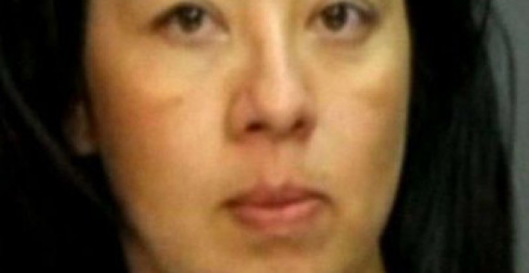 Vezala desetogodišnjeg sina lancima 