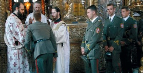 Sveštenici ponovo u srpskim kasarnama