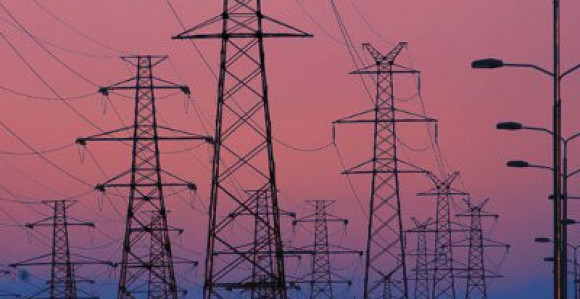 Скупља струја због "безобразних" плата