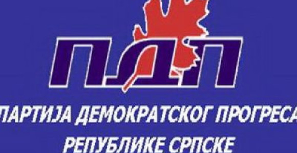 Stanićevom smjenom Dodik krije kriminal