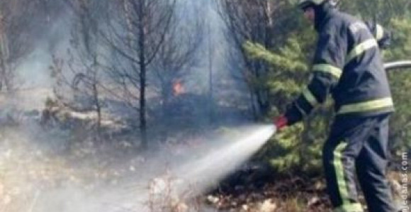 Rogatica: Ugašen prijeteći požar